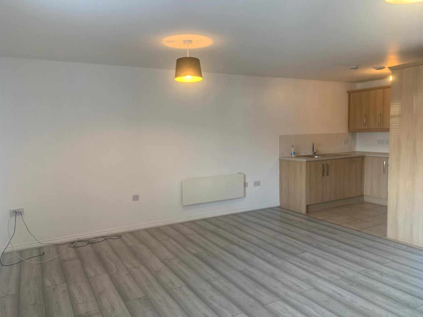 2 Bedroom Flat For Rent Bryanstone Road, Waltham Cross